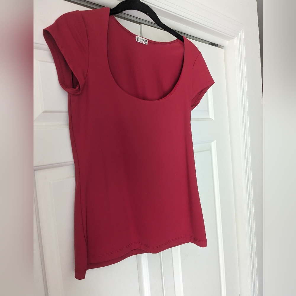 Free People Red stretchy fitted tee - Size Large - barely worn